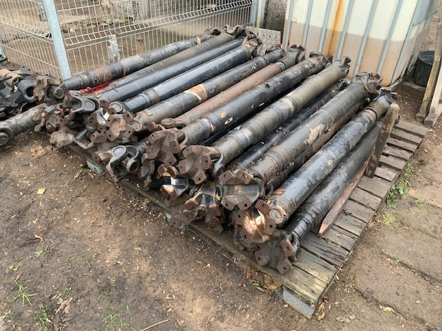 WAŁ NAPĘDOWY MAN TGA TGX TGS CENA OD 100 ZŁ - نصف رمح - شاحنة: صورة 1 WAŁ NAPĘDOWY MAN TGA TGX TGS CENA OD 100 ZŁ - نصف رمح - شاحنة: صورة 1