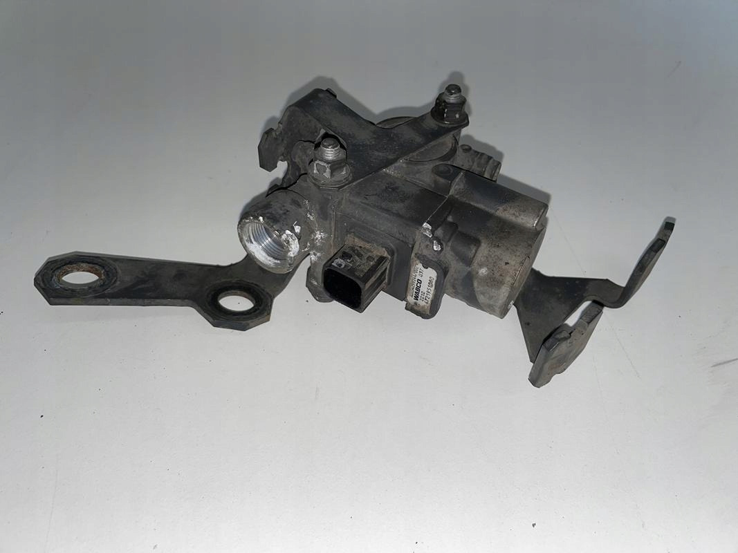 ZAWÓR CIŚNIENIA MERCEDES ACTROS MP4 A0054299244 - تعليق - شاحنة: صورة 1 ZAWÓR CIŚNIENIA MERCEDES ACTROS MP4 A0054299244 - تعليق - شاحنة: صورة 1