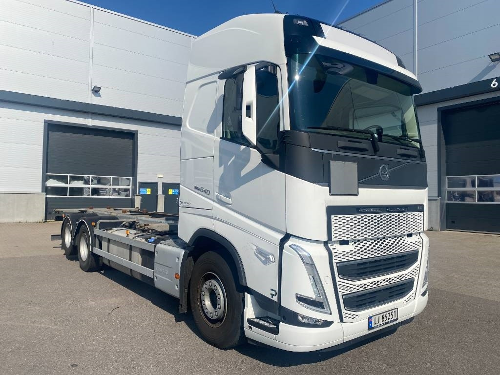 Volvo FH 540 - شاحنات الحاويات / جسم علوي قابل للتغيير شاحنة: صورة 2 Volvo FH 540 - شاحنات الحاويات / جسم علوي قابل للتغيير شاحنة: صورة 2
