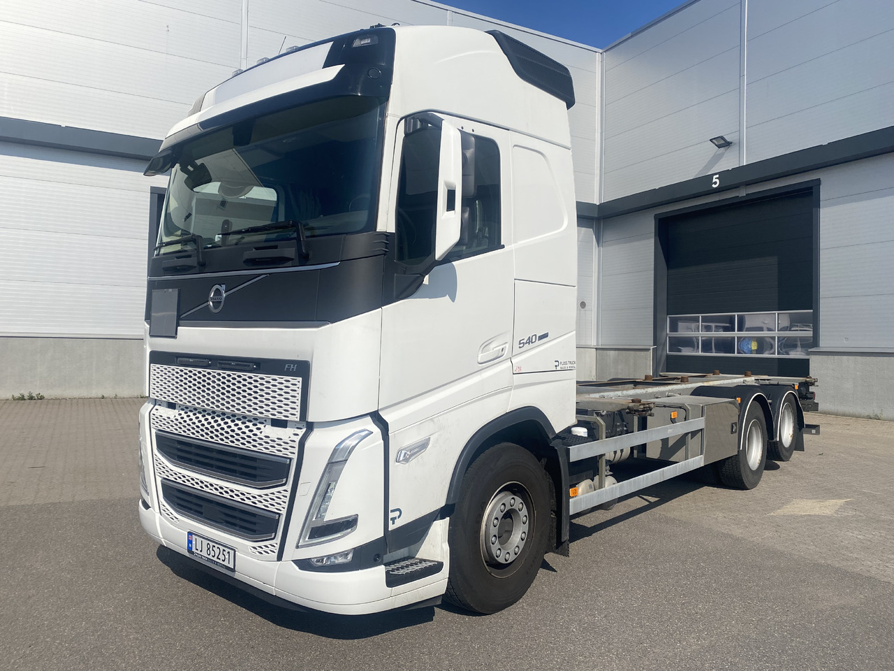 Volvo FH 540 - شاحنات الحاويات / جسم علوي قابل للتغيير شاحنة: صورة 1 Volvo FH 540 - شاحنات الحاويات / جسم علوي قابل للتغيير شاحنة: صورة 1