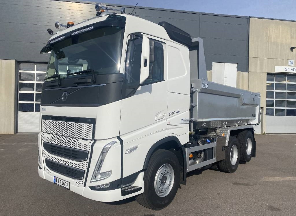 Volvo FH540 6x4  - شاحنة قلاب: صورة 1 Volvo FH540 6x4  - شاحنة قلاب: صورة 1