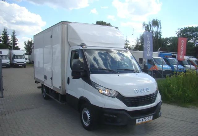 Iveco DAILY 35 S 16 3.0TDI WINDA 3.5T 4.20M - شاحنة مغلقة الصندوق: صورة 4 Iveco DAILY 35 S 16 3.0TDI WINDA 3.5T 4.20M - شاحنة مغلقة الصندوق: صورة 4