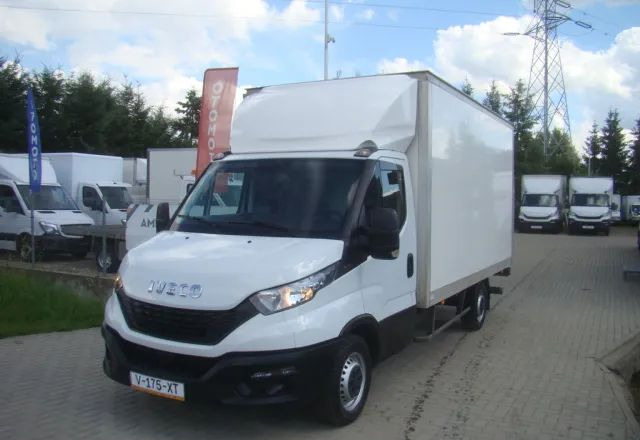 Iveco DAILY 35 S 16 3.0TDI WINDA 3.5T 4.20M - شاحنة مغلقة الصندوق: صورة 1 Iveco DAILY 35 S 16 3.0TDI WINDA 3.5T 4.20M - شاحنة مغلقة الصندوق: صورة 1