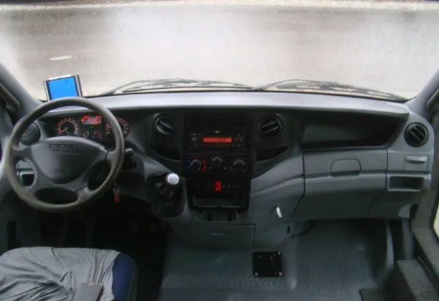 شاحنة مغلقة الصندوق Iveco DAILY 65 C 18 3.0TDI 5.10M: صورة 19