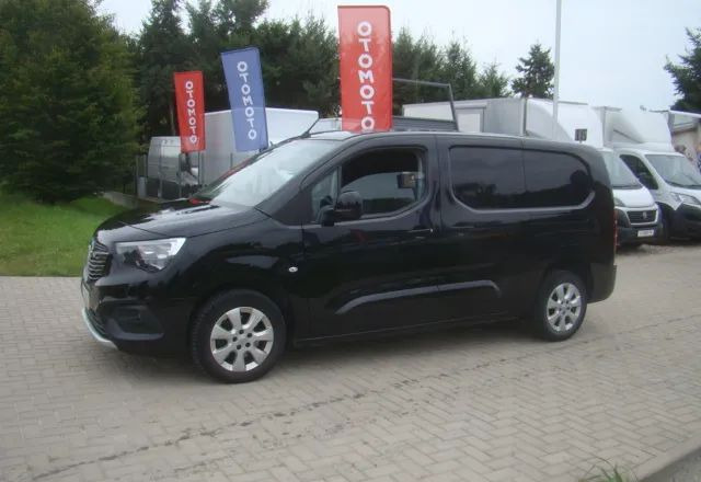 Opel COMBO 1.5D MAXI FUL OPCJA WYPOSAŻENIA - فان المدمجة: صورة 2 Opel COMBO 1.5D MAXI FUL OPCJA WYPOSAŻENIA - فان المدمجة: صورة 2