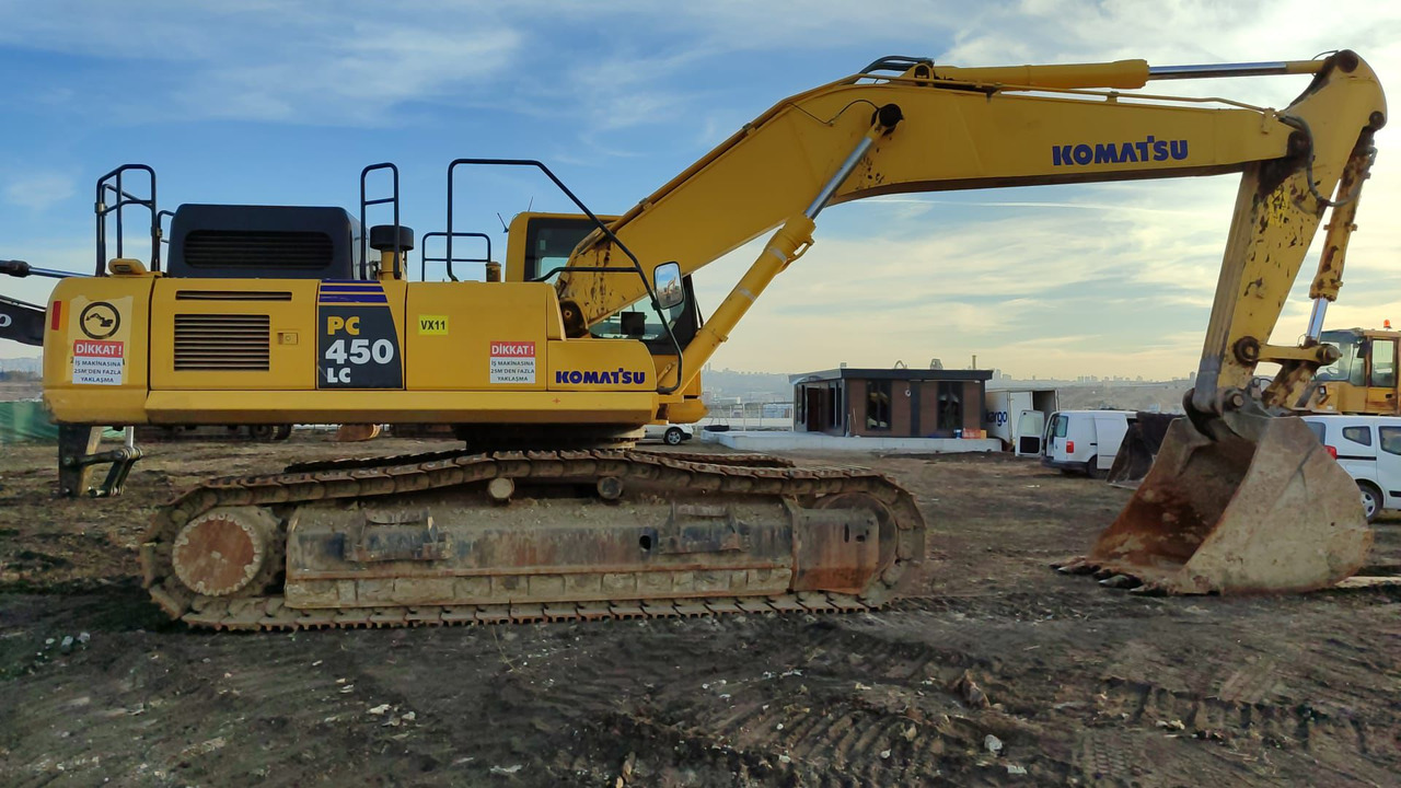 KOMATSU PC450 - حفار زحاف: صورة 5 KOMATSU PC450 - حفار زحاف: صورة 5