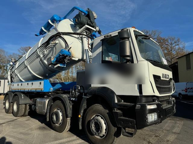 Iveco Trakker 410 - شاحنة الشفط: صورة 2 Iveco Trakker 410 - شاحنة الشفط: صورة 2