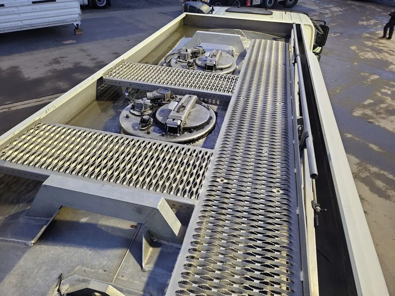 DAF CF 75.310 - شاحنة صهريج: صورة 5 DAF CF 75.310 - شاحنة صهريج: صورة 5