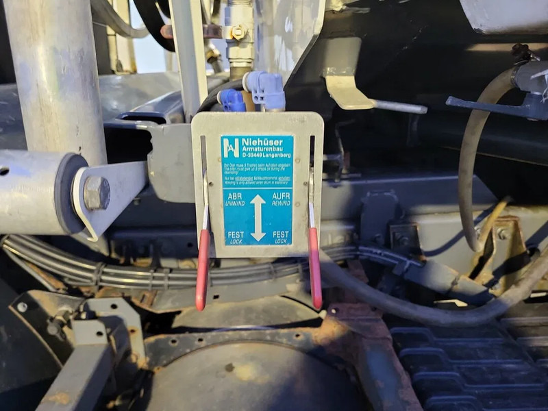 DAF CF 75.310 - شاحنة صهريج: صورة 4 DAF CF 75.310 - شاحنة صهريج: صورة 4