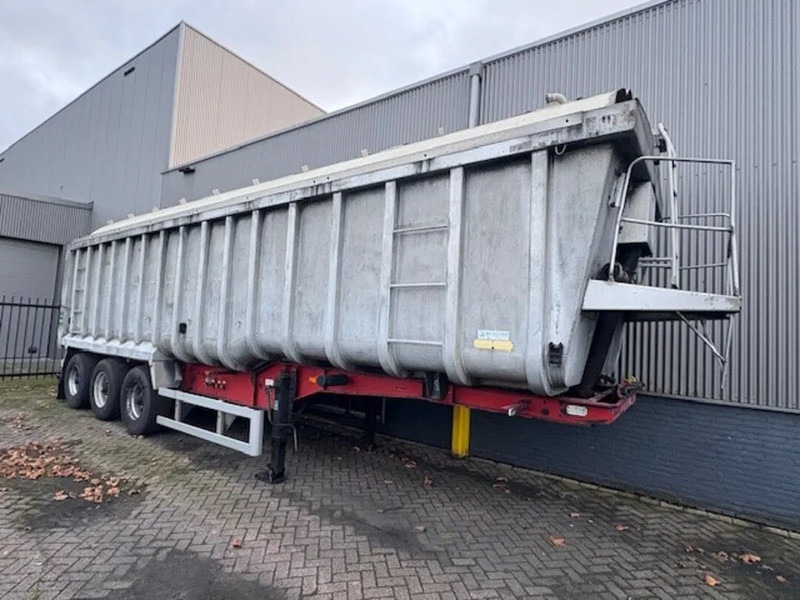 NEVILLE CHARROLD 42 3A - نصف مقطورة صهريج: صورة 1 NEVILLE CHARROLD 42 3A - نصف مقطورة صهريج: صورة 1