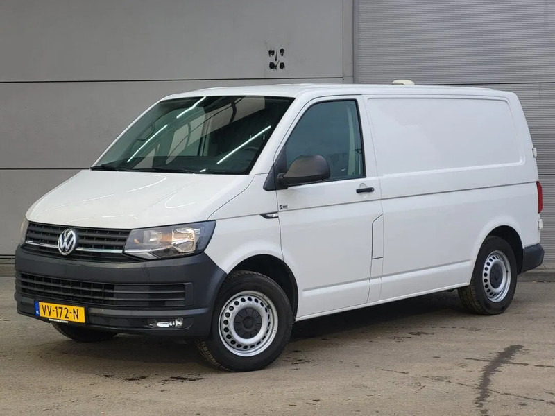 Volkswagen Transporter - فان المدمجة: صورة 1 Volkswagen Transporter - فان المدمجة: صورة 1