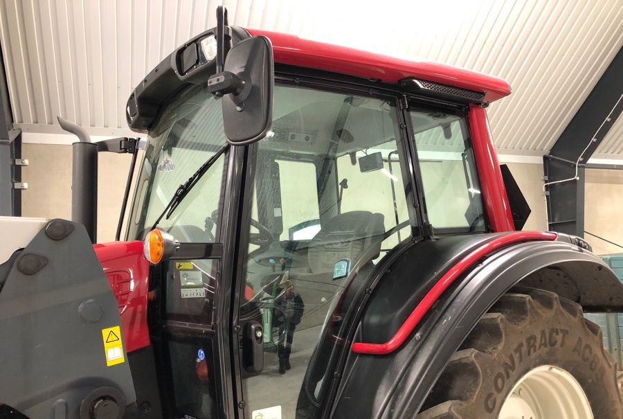 Valtra N92 HiTech - جرار: صورة 4 Valtra N92 HiTech - جرار: صورة 4