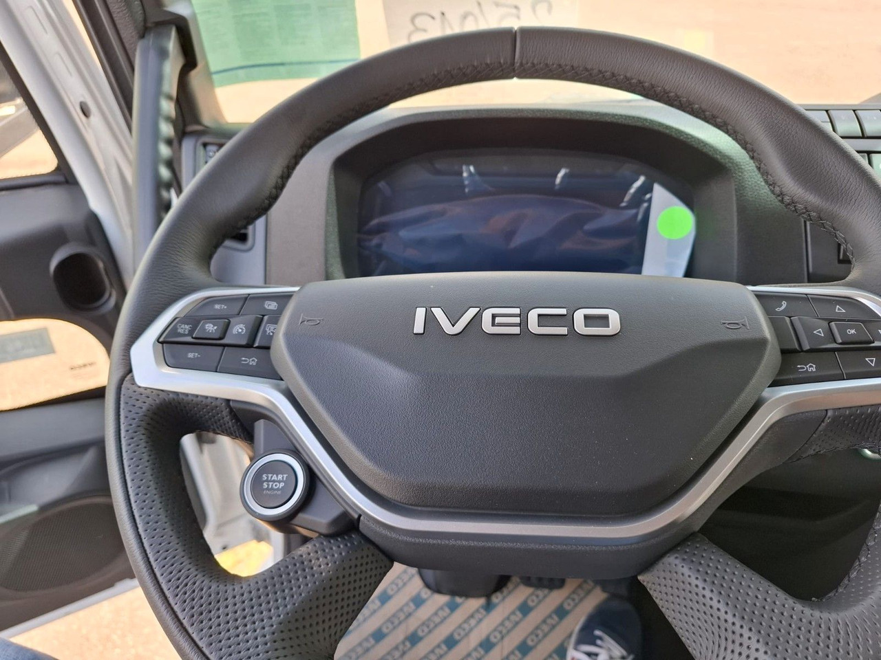 Iveco ML 140-280 FFH, Fahrgestell, Luft, Klima, ... - شاحنة هيكل كابينة: صورة 5 Iveco ML 140-280 FFH, Fahrgestell, Luft, Klima, ... - شاحنة هيكل كابينة: صورة 5