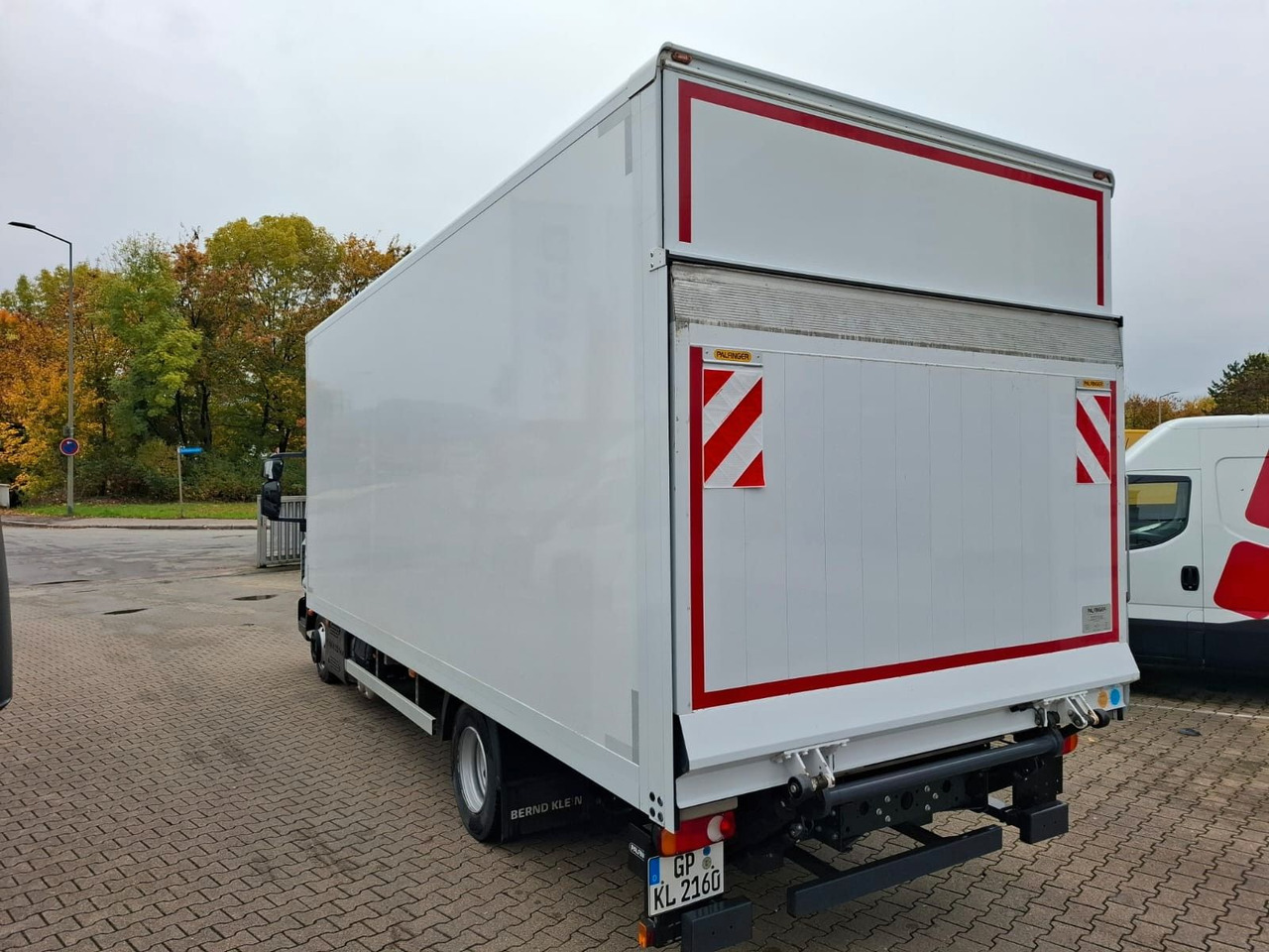 Iveco ML75-210P,LBW,Klima,Automatik,Spoiler, - شاحنة مقفلة: صورة 3 Iveco ML75-210P,LBW,Klima,Automatik,Spoiler, - شاحنة مقفلة: صورة 3