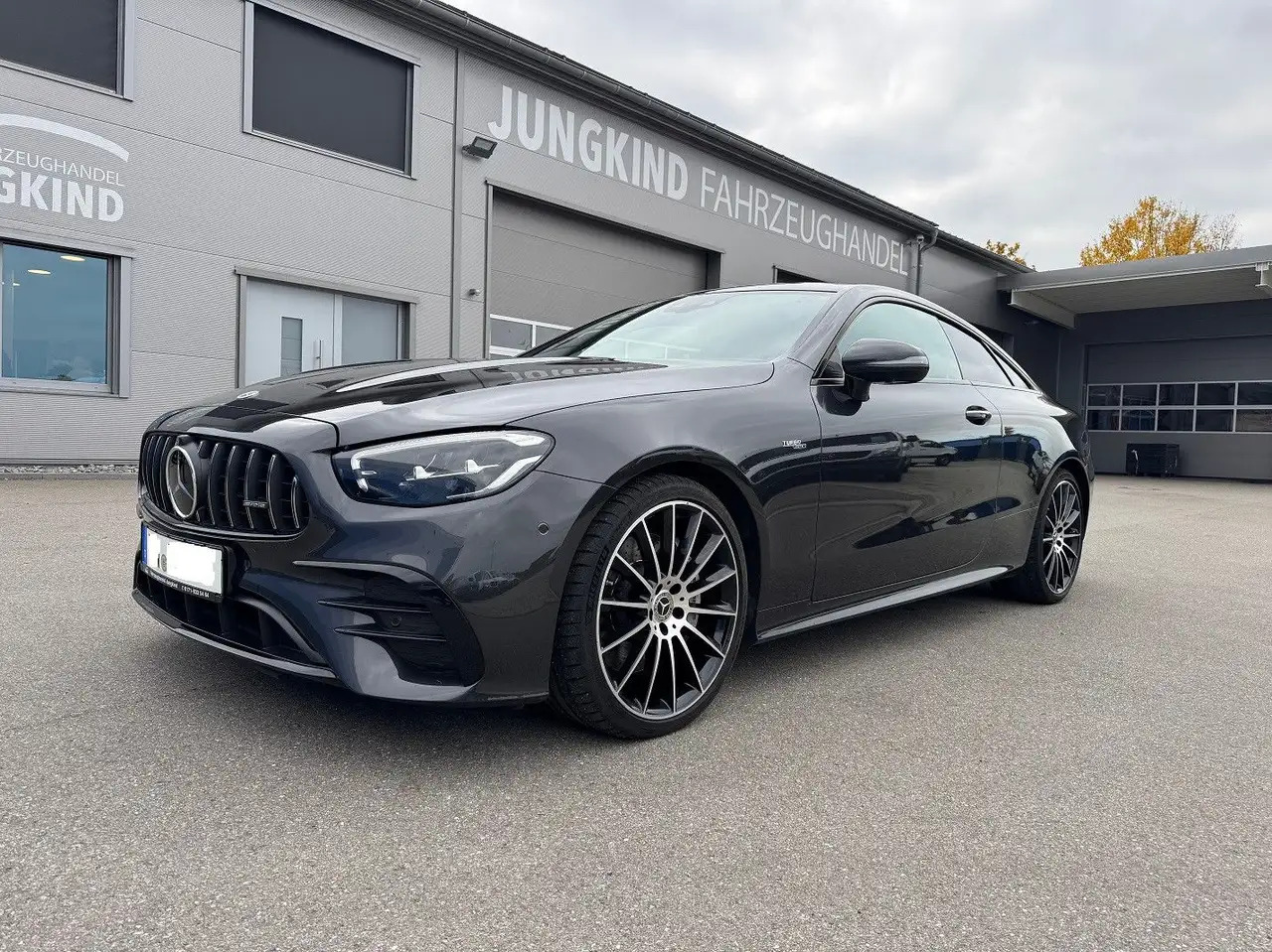 Mercedes-Benz E 53 AMG E -Klasse Coupe E 53 AMG 4Matic - كوبيه: صورة 1 Mercedes-Benz E 53 AMG E -Klasse Coupe E 53 AMG 4Matic - كوبيه: صورة 1