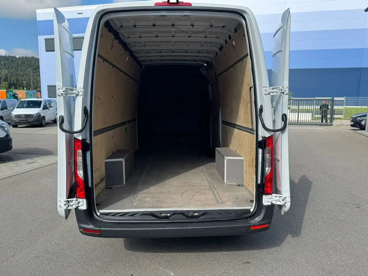 جديدة فان Mercedes-Benz Sprinter 316 CDI Maxi Lang Klima MBUX: صورة 14 جديدة فان Mercedes-Benz Sprinter 316 CDI Maxi Lang Klima MBUX: صورة 14