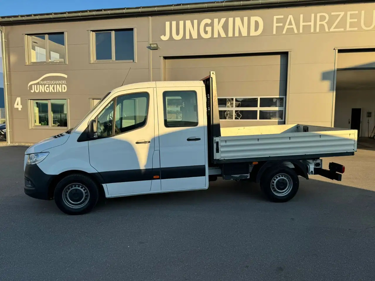 Mercedes-Benz Sprinter 317 CDI Lang DoKa Pritsche AHK 3,5t - شاحنة مفتوحة, الشاحنات الصغيرة كابينة مزدوجة: صورة 1 Mercedes-Benz Sprinter 317 CDI Lang DoKa Pritsche AHK 3,5t - شاحنة مفتوحة, الشاحنات الصغيرة كابينة مزدوجة: صورة 1