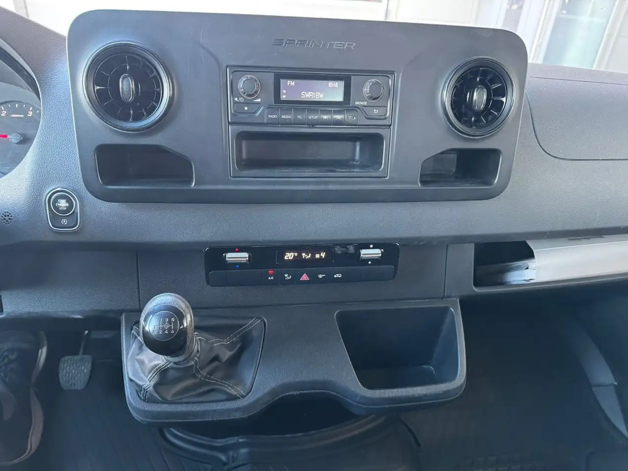 Mercedes-Benz Sprinter 317 CDI Lang DoKa Pritsche AHK 3,5t - شاحنة مفتوحة, الشاحنات الصغيرة كابينة مزدوجة: صورة 5 Mercedes-Benz Sprinter 317 CDI Lang DoKa Pritsche AHK 3,5t - شاحنة مفتوحة, الشاحنات الصغيرة كابينة مزدوجة: صورة 5