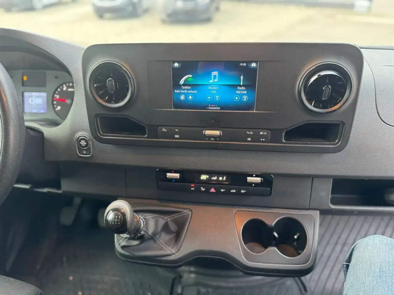 Mercedes-Benz Sprinter 317 CDI Maxi Lang XXL Extralang MBUX - فان: صورة 4 Mercedes-Benz Sprinter 317 CDI Maxi Lang XXL Extralang MBUX - فان: صورة 4