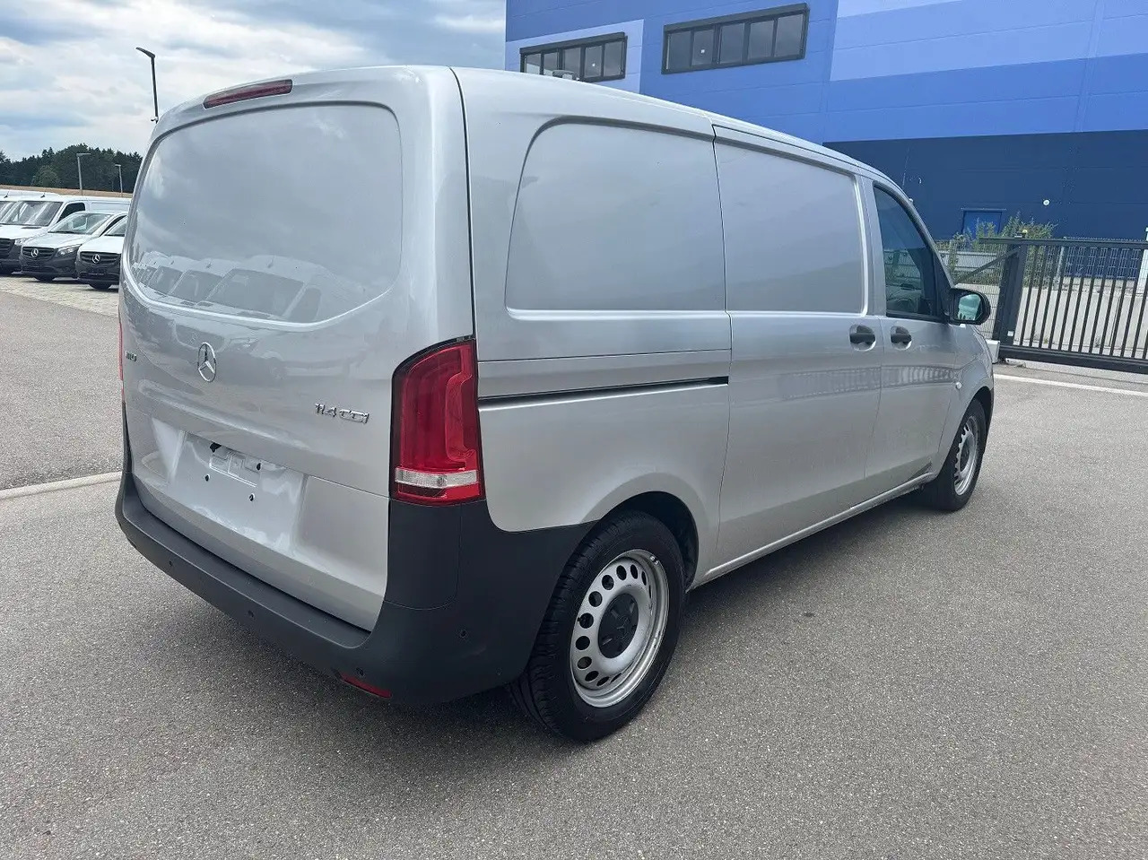 فان Mercedes-Benz Vito 114 CDI Kompakt Silber Klima Bott: صورة 6 فان Mercedes-Benz Vito 114 CDI Kompakt Silber Klima Bott: صورة 6