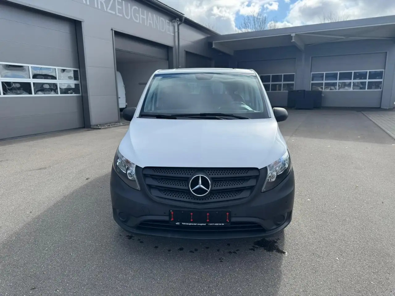 Mercedes-Benz Vito 116 CDI Mixto 4x4 Allrad Extralang - فان: صورة 3 Mercedes-Benz Vito 116 CDI Mixto 4x4 Allrad Extralang - فان: صورة 3