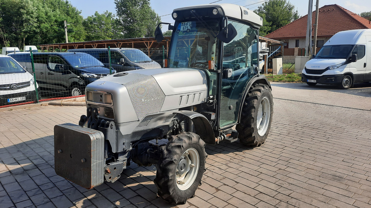 LAMBORGHINI RV90 Automatic - الآلات الزراعية: صورة 2 LAMBORGHINI RV90 Automatic - الآلات الزراعية: صورة 2