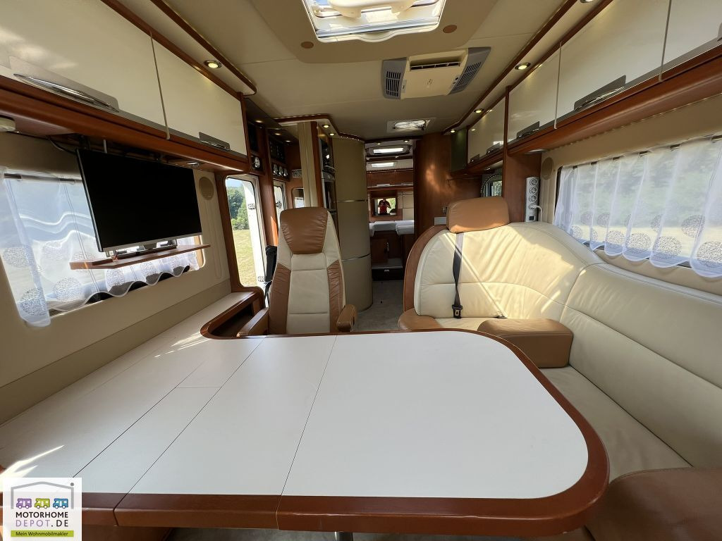 Carthago Liner 62 LE viele Extras - hohe Autarkie - موتر هوم متكامل: صورة 5 Carthago Liner 62 LE viele Extras - hohe Autarkie - موتر هوم متكامل: صورة 5