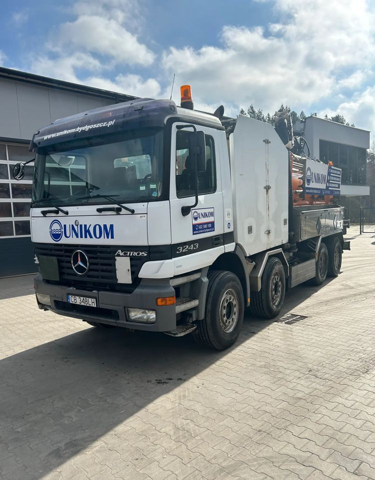 Mercedes-Benz ACTROS 3243 KAISER AQUASTER WUKO - شاحنة الشفط: صورة 3 Mercedes-Benz ACTROS 3243 KAISER AQUASTER WUKO - شاحنة الشفط: صورة 3