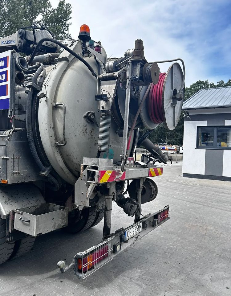 Steyr 26S41 (MAN) 6x4 Kaiser Aquastar WUKO - شاحنة الشفط: صورة 4 Steyr 26S41 (MAN) 6x4 Kaiser Aquastar WUKO - شاحنة الشفط: صورة 4