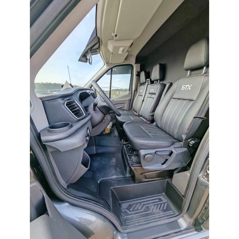 STX Ford Transit by Stephex - شاحنة نقل خيل: صورة 4 STX Ford Transit by Stephex - شاحنة نقل خيل: صورة 4