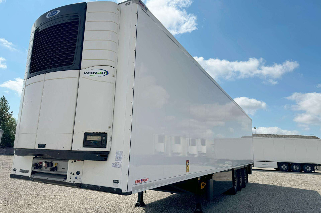 Schmitz CARRIER VECTOR 1550 - نصف مقطورة مُبرِّدة: صورة 2 Schmitz CARRIER VECTOR 1550 - نصف مقطورة مُبرِّدة: صورة 2