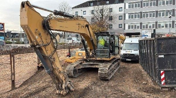 CAT 330-07 - حفار زحاف: صورة 2 CAT 330-07 - حفار زحاف: صورة 2