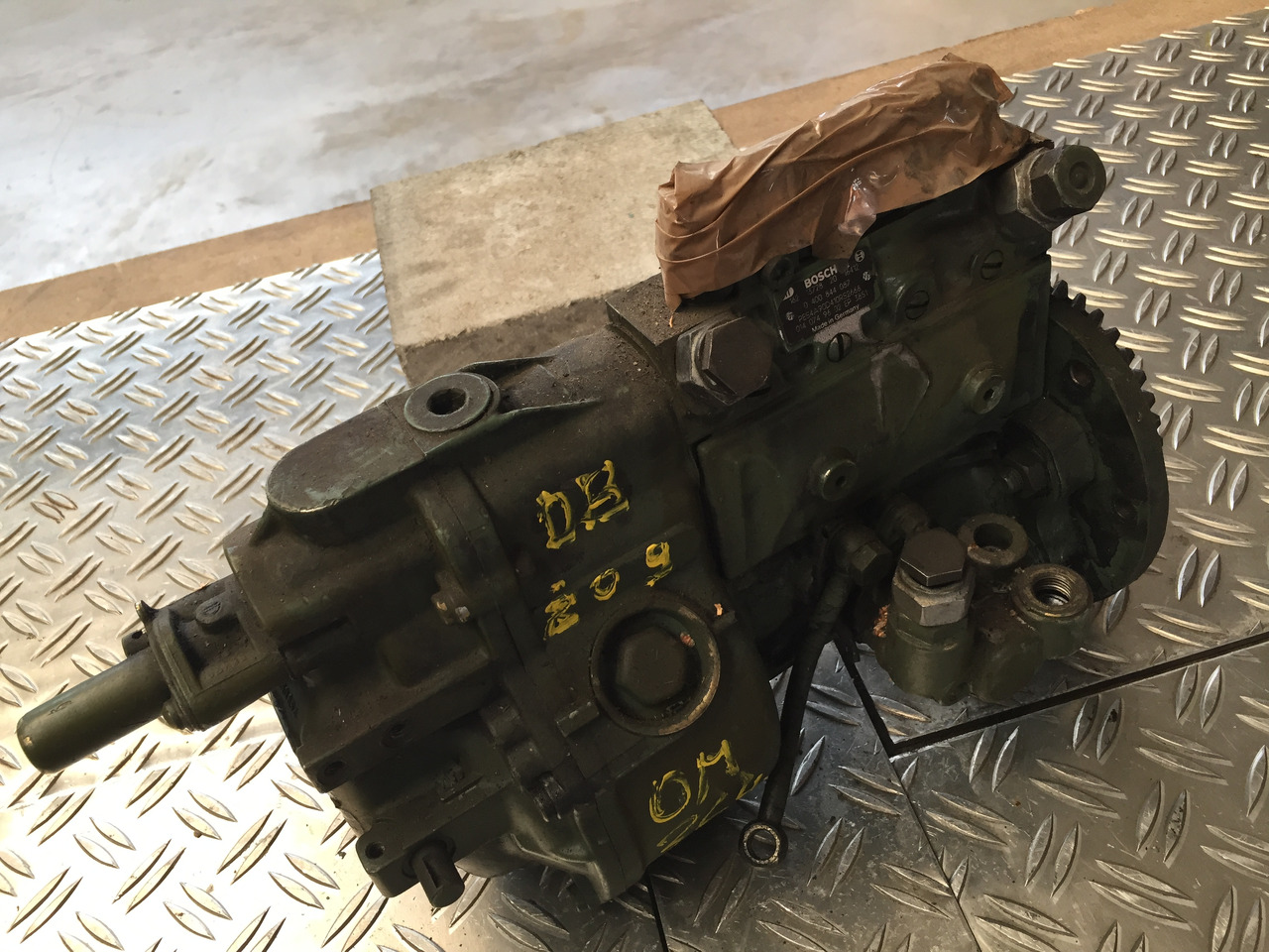 Gebrauchte Einspritzpumpe DB 209 Typ OM 364, Bosch - Nr. : 0 400 844 087 - مضخة وقود - شاحنة: صورة 3 Gebrauchte Einspritzpumpe DB 209 Typ OM 364, Bosch - Nr. : 0 400 844 087 - مضخة وقود - شاحنة: صورة 3