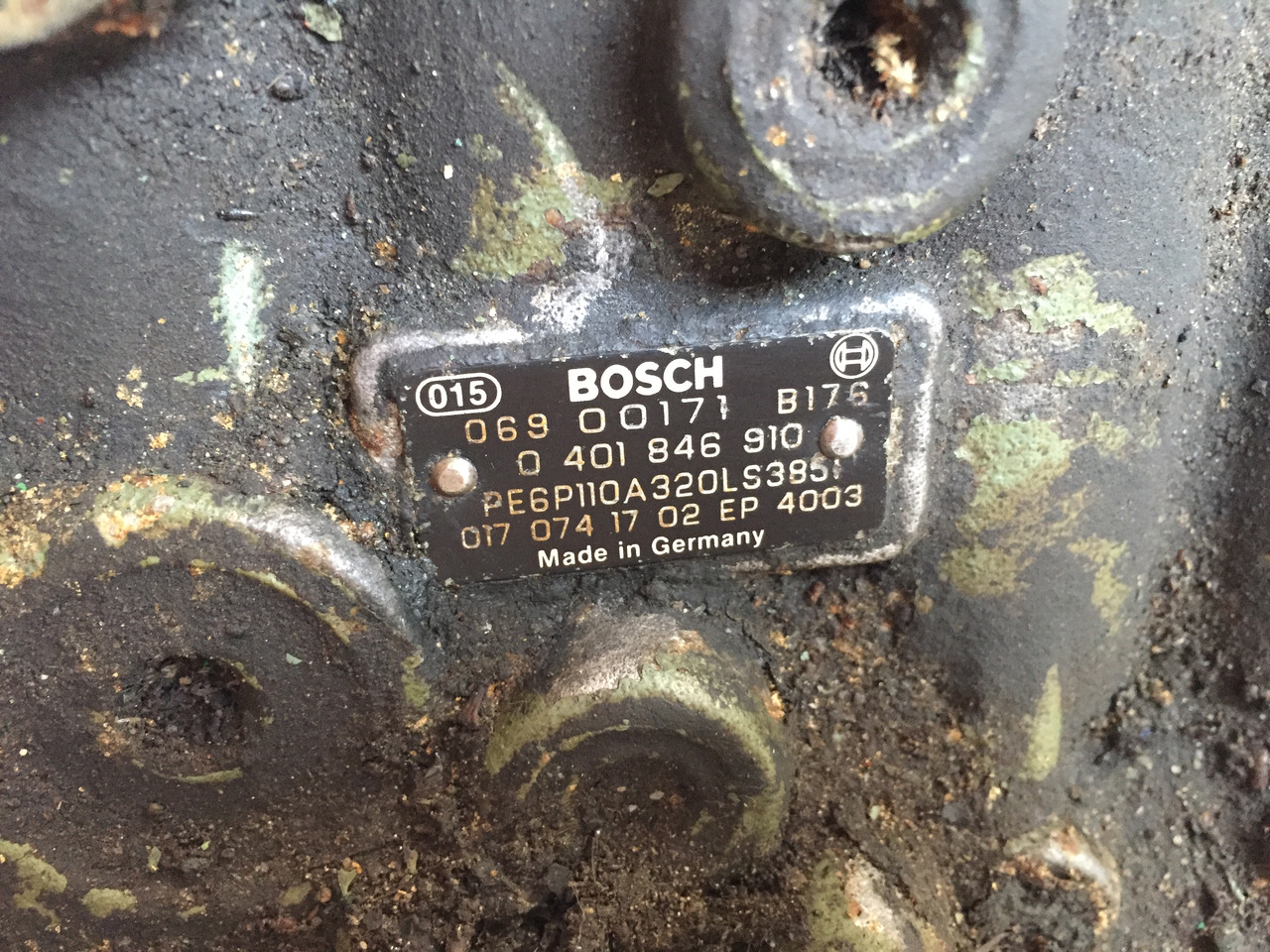 Gebrauchte Einspritzpumpe DB OM 441, Bosch - Nr. : 0 401 846 910 - مضخة وقود - شاحنة: صورة 2 Gebrauchte Einspritzpumpe DB OM 441, Bosch - Nr. : 0 401 846 910 - مضخة وقود - شاحنة: صورة 2