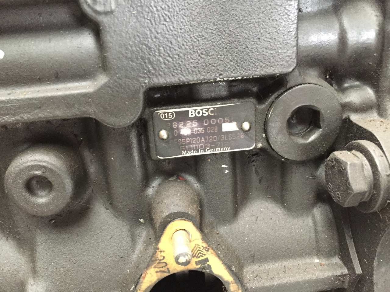 ---Gebrauchte Einspritzpumpe MAN 322, 5 Zylinder, Bosch - Nr. : 0402 035 028, MAN 51.11103 - 7122 - مضخة وقود - شاحنة: صورة 4 ---Gebrauchte Einspritzpumpe MAN 322, 5 Zylinder, Bosch - Nr. : 0402 035 028, MAN 51.11103 - 7122 - مضخة وقود - شاحنة: صورة 4