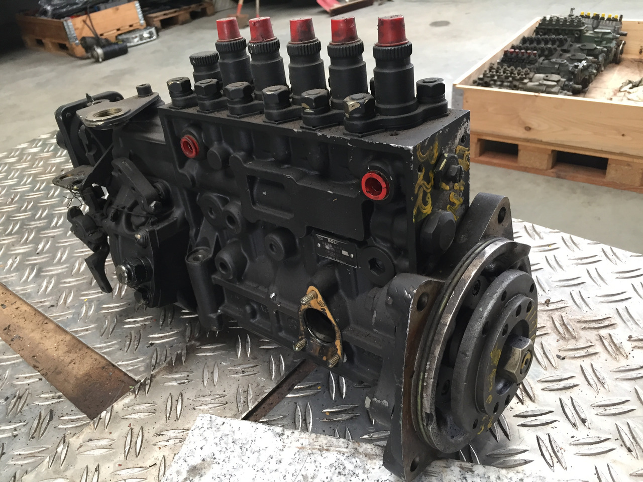 ---Gebrauchte Einspritzpumpe MAN 322, 5 Zylinder, Bosch - Nr. : 0402 035 028, MAN 51.11103 - 7122 - مضخة وقود - شاحنة: صورة 1 ---Gebrauchte Einspritzpumpe MAN 322, 5 Zylinder, Bosch - Nr. : 0402 035 028, MAN 51.11103 - 7122 - مضخة وقود - شاحنة: صورة 1