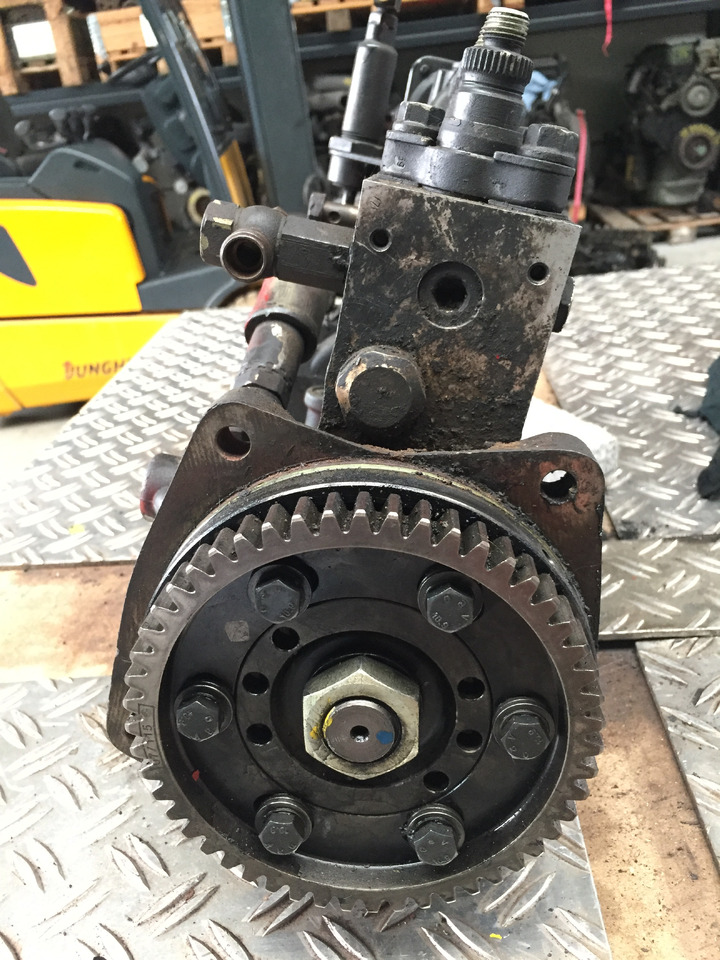 مضخة وقود - شاحنة ---Gebrauchte Einspritzpumpe MAN, 5 Zylinder, Bosch - Nr. : 0402 735 805, MAN 51.11103 - 7202: صورة 7 مضخة وقود - شاحنة ---Gebrauchte Einspritzpumpe MAN, 5 Zylinder, Bosch - Nr. : 0402 735 805, MAN 51.11103 - 7202: صورة 7