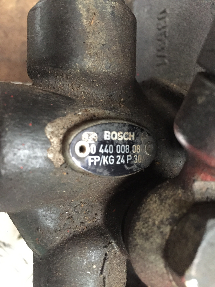 مضخة وقود - شاحنة ---Gebrauchte Einspritzpumpe MAN, 5 Zylinder, Bosch - Nr. : 0402 735 805, MAN 51.11103 - 7202: صورة 8 مضخة وقود - شاحنة ---Gebrauchte Einspritzpumpe MAN, 5 Zylinder, Bosch - Nr. : 0402 735 805, MAN 51.11103 - 7202: صورة 8