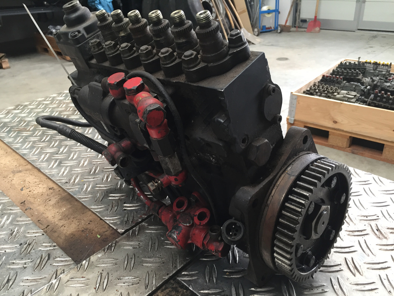 Gebrauchte Einspritzpumpe MAN, Bosch - Nr. : 0102 786 201, MAN 51.11103 - 7255 - مضخة وقود - شاحنة: صورة 4 Gebrauchte Einspritzpumpe MAN, Bosch - Nr. : 0102 786 201, MAN 51.11103 - 7255 - مضخة وقود - شاحنة: صورة 4