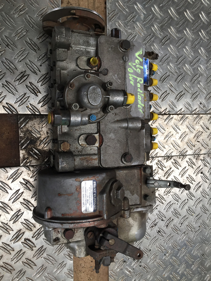 Gebrauchte Einspritzpumpe VOLVO Radlader, Typ : NNL6H80 / 359GRVWECI6 - مضخة وقود - شاحنة: صورة 1 Gebrauchte Einspritzpumpe VOLVO Radlader, Typ : NNL6H80 / 359GRVWECI6 - مضخة وقود - شاحنة: صورة 1