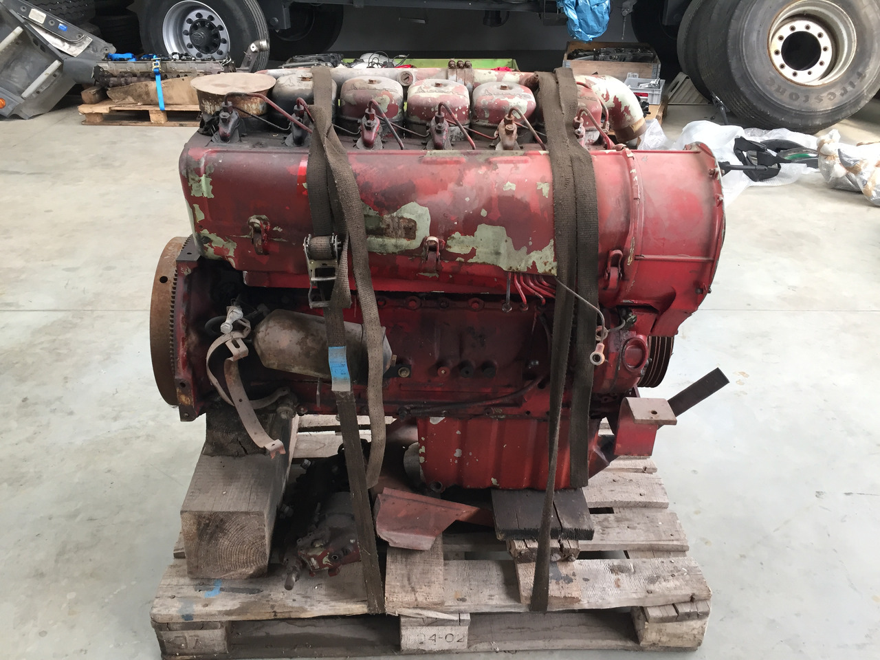 Gebrauchter Motor DEUTZ, 6 - Zylinder, Typ : F 6 L 913, Artikel - Nr. : 81.99999 - 9999 - محرك - شاحنة: صورة 4 Gebrauchter Motor DEUTZ, 6 - Zylinder, Typ : F 6 L 913, Artikel - Nr. : 81.99999 - 9999 - محرك - شاحنة: صورة 4