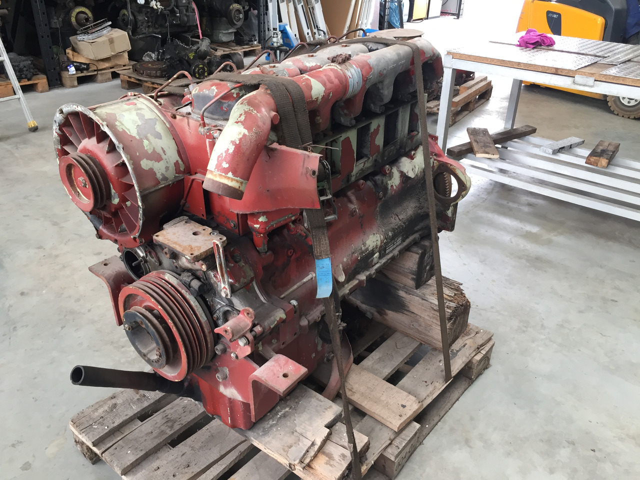 Gebrauchter Motor DEUTZ, 6 - Zylinder, Typ : F 6 L 913, Artikel - Nr. : 81.99999 - 9999 - محرك - شاحنة: صورة 1 Gebrauchter Motor DEUTZ, 6 - Zylinder, Typ : F 6 L 913, Artikel - Nr. : 81.99999 - 9999 - محرك - شاحنة: صورة 1