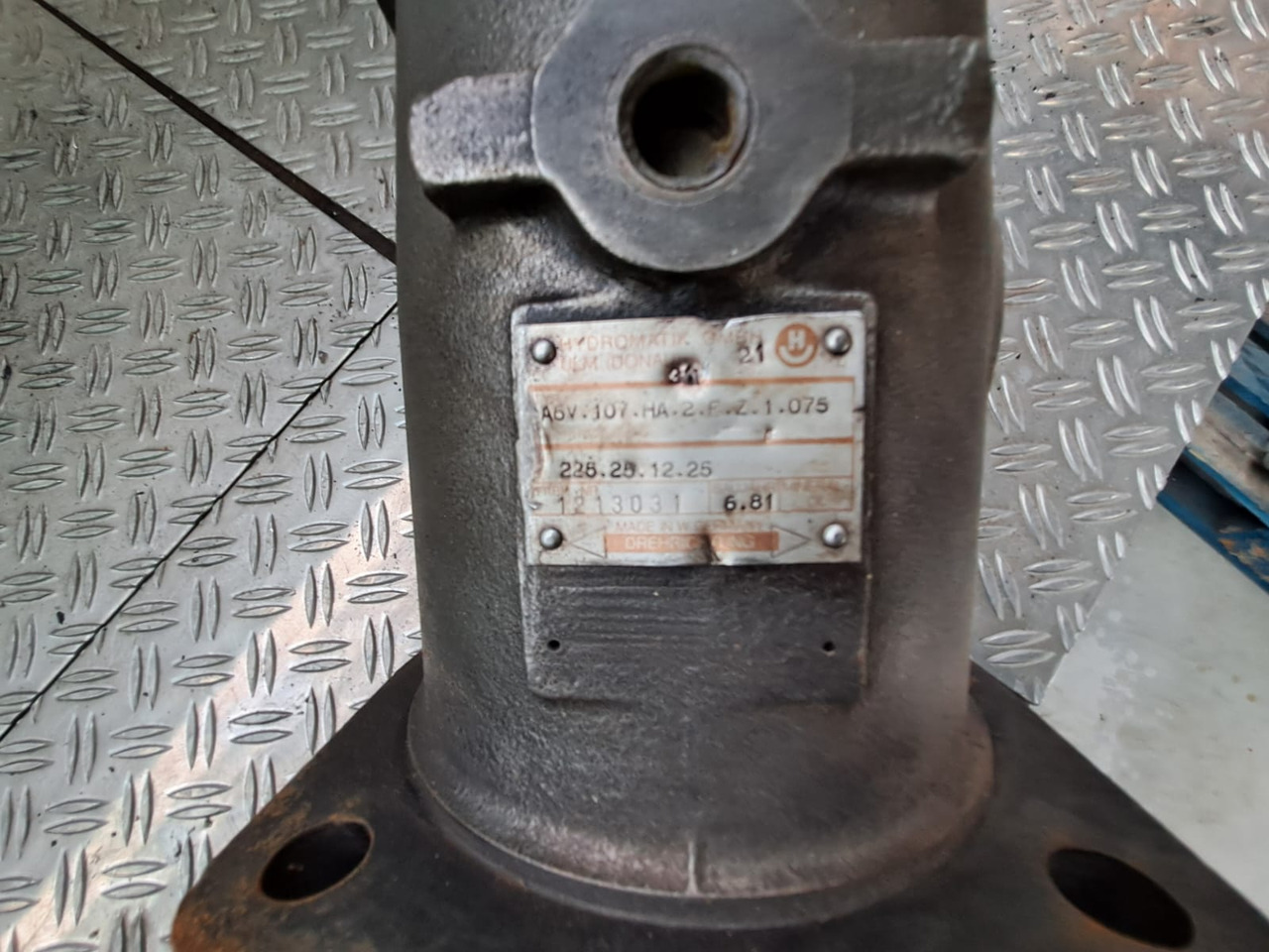 HYDROMATIK AV6 107 HA 2 FZ 1 075 - محرك هيدروليكي - معدات صناعية: صورة 2 HYDROMATIK AV6 107 HA 2 FZ 1 075 - محرك هيدروليكي - معدات صناعية: صورة 2