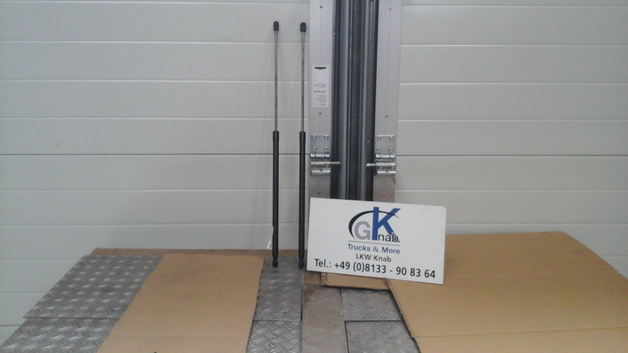 Neuwertige Gasfeder / Frontklappe TGM / TG3, Artikel - Nr.: 81.97006 - 0042 - غطاء محرك المركبة - شاحنة: صورة 1 Neuwertige Gasfeder / Frontklappe TGM / TG3, Artikel - Nr.: 81.97006 - 0042 - غطاء محرك المركبة - شاحنة: صورة 1