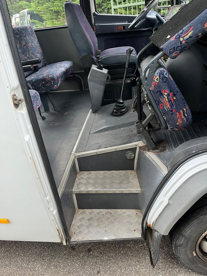 Mercedes-Benz Vario 814 Retarder - حافلة سوبربان: صورة 5 Mercedes-Benz Vario 814 Retarder - حافلة سوبربان: صورة 5