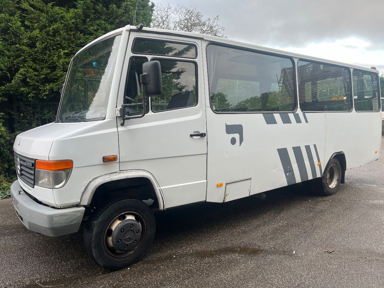Mercedes-Benz Vario 815 - حافلة سوبربان: صورة 1 Mercedes-Benz Vario 815 - حافلة سوبربان: صورة 1