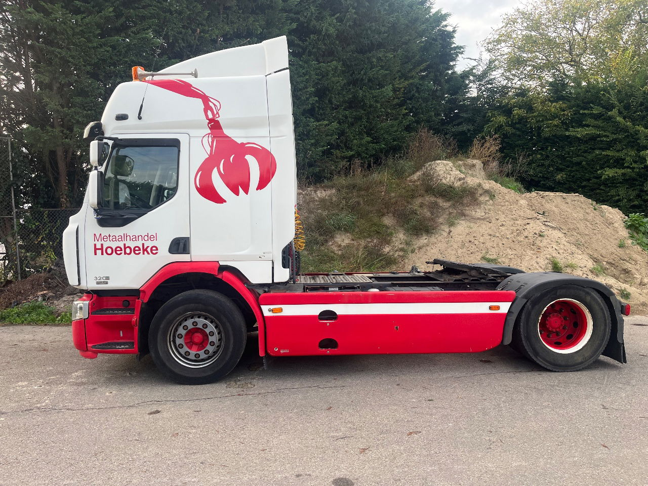 Renault Premium 320 - وحدة جر: صورة 2 Renault Premium 320 - وحدة جر: صورة 2