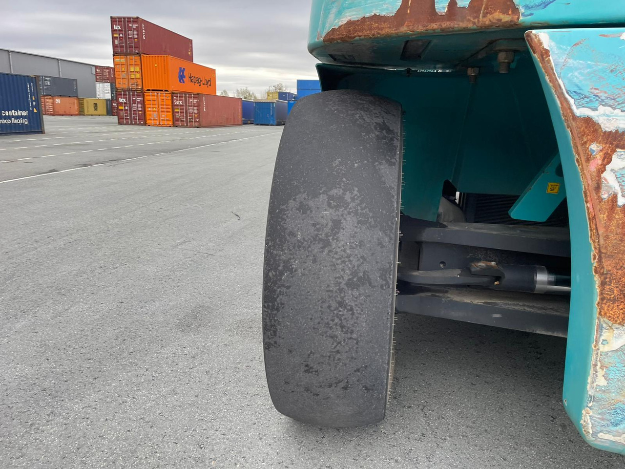 KONECRANES SMV 4123 CC5 - المعبِّئ المناول: صورة 5 KONECRANES SMV 4123 CC5 - المعبِّئ المناول: صورة 5