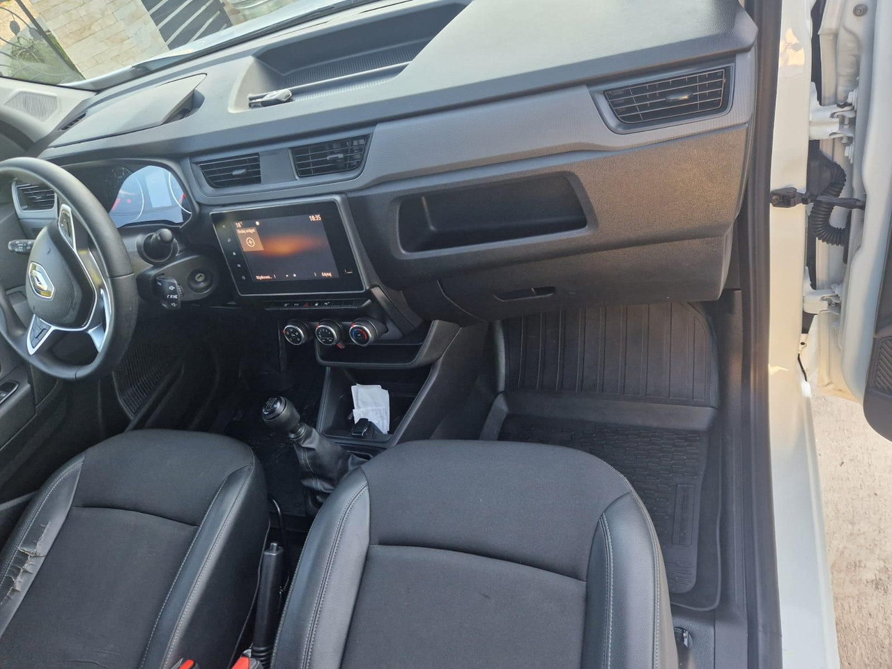 RENAULT EXPRESS - فان المدمجة: صورة 4 RENAULT EXPRESS - فان المدمجة: صورة 4