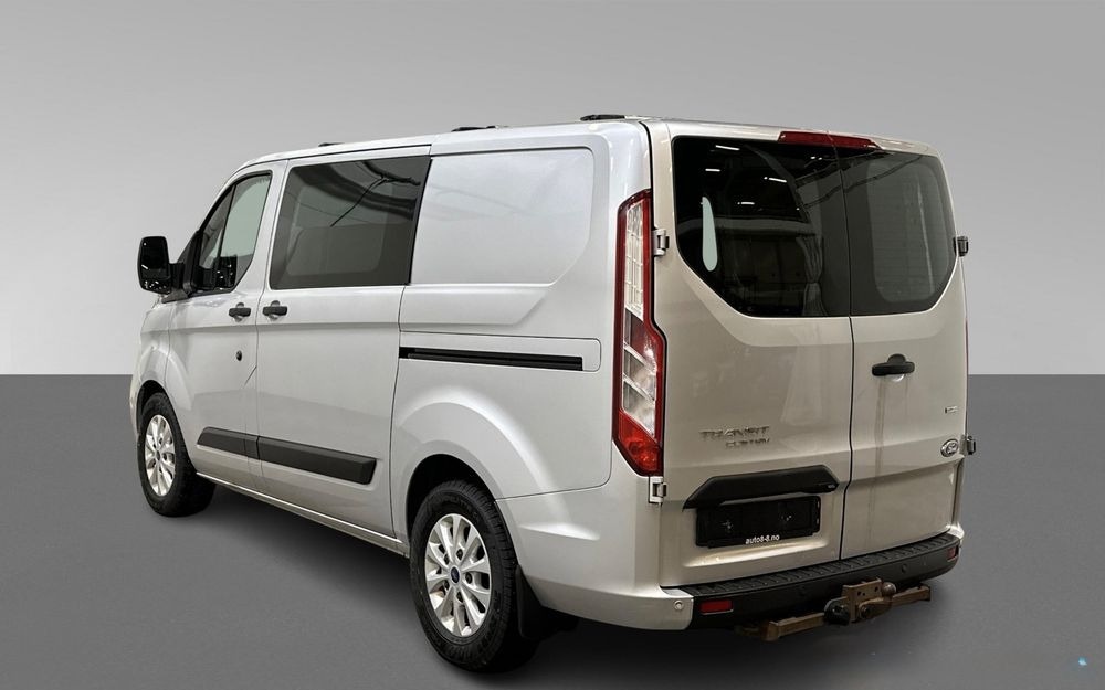 Ford Transit Custom 2020 Automat | Fv 23% / VAT1 | Hak | 6 drzwi Idealny do pracy Opony L+Z - فان: صورة 4 Ford Transit Custom 2020 Automat | Fv 23% / VAT1 | Hak | 6 drzwi Idealny do pracy Opony L+Z - فان: صورة 4